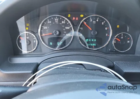 2010 Jeep Liberty Sport z USA, uszkodzony, nr VIN 1J4PP2GK0AW171580